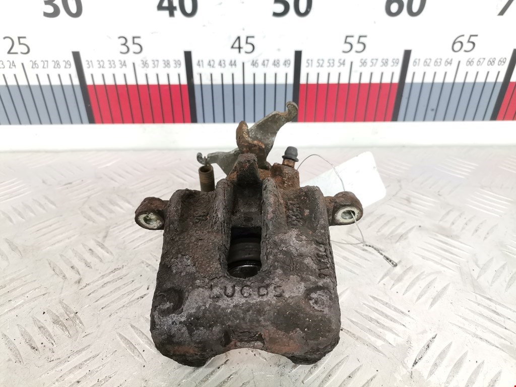 Суппорт задний правый FORD Focus I 1998-2005