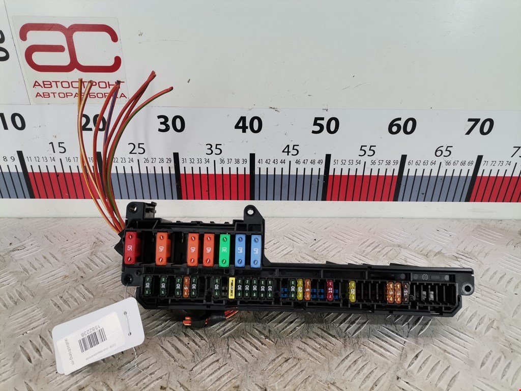 Датчик уровня в бачок омывателя BMW 5er 5 серия E60/E61 2003-2010