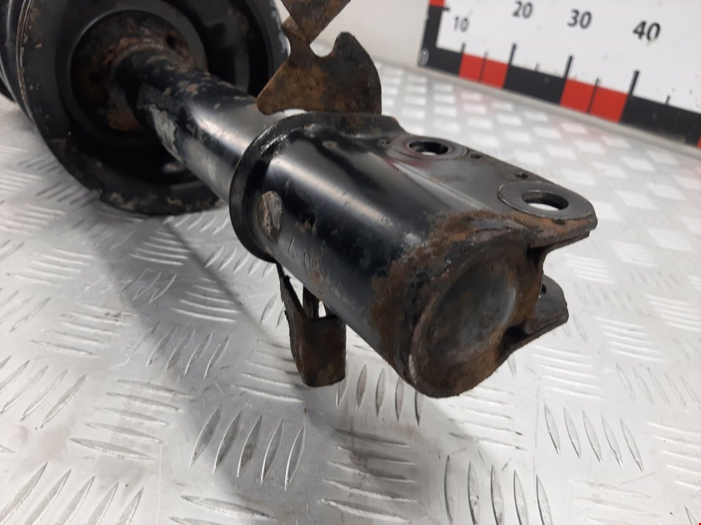 Амортизатор передний правый RENAULT Scenic I 1996-2003