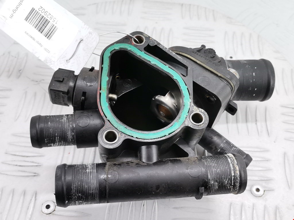 Корпус термостата MITSUBISHI Space Star 1999-2006