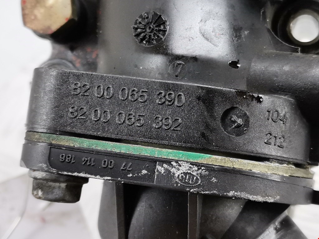 Корпус термостата MITSUBISHI Space Star 1999-2006