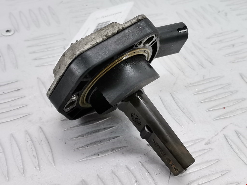 Датчик уровня масла AUDI A3 8L 1996-2003