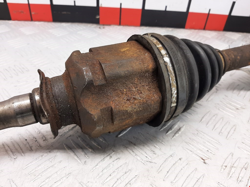 Полуось (привод, приводной вал) передняя правая TOYOTA RAV 4 XA20 2000-2005