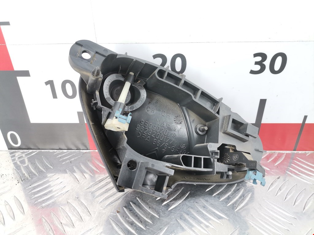 Ручка дверная задняя внутренняя левая CITROEN Xsara 1997-2000