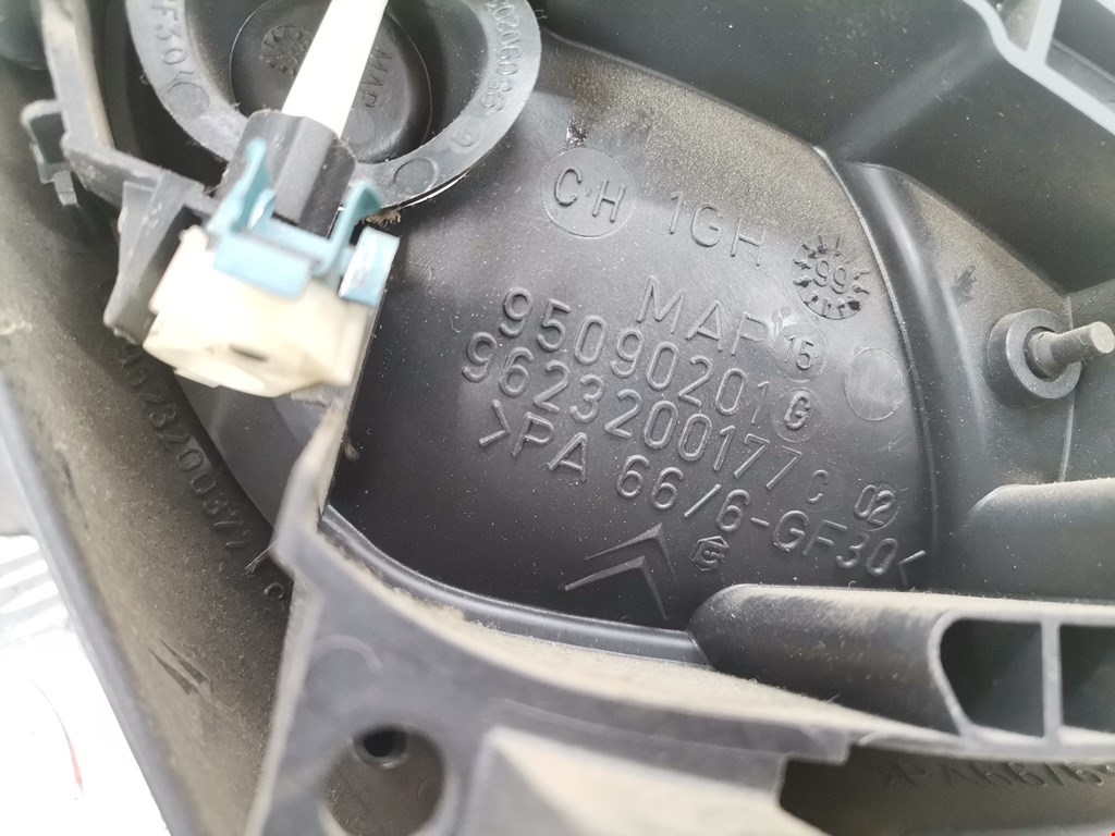 Ручка дверная задняя внутренняя левая CITROEN Xsara 1997-2000