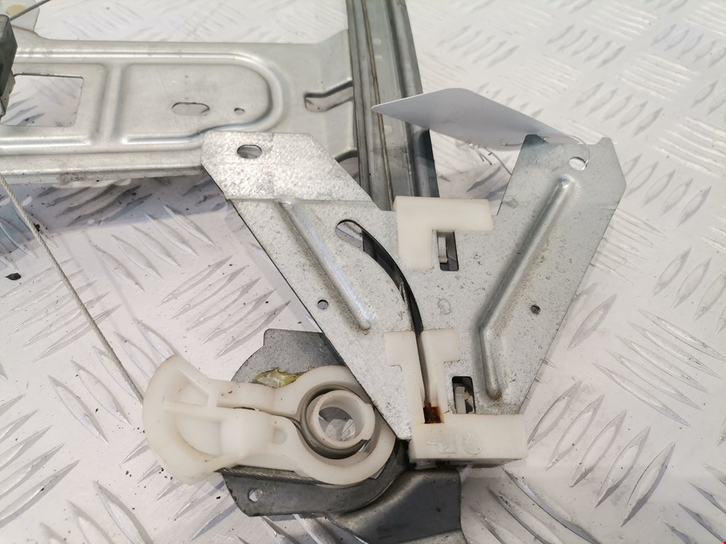 Стеклоподъемник задний левый CITROEN Xsara 1997-2000