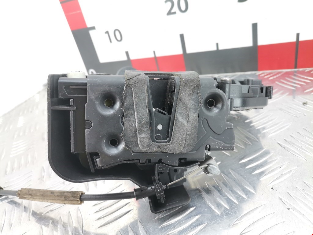 Замок двери задней левой LAND ROVER Range Rover Sport 2005-2013