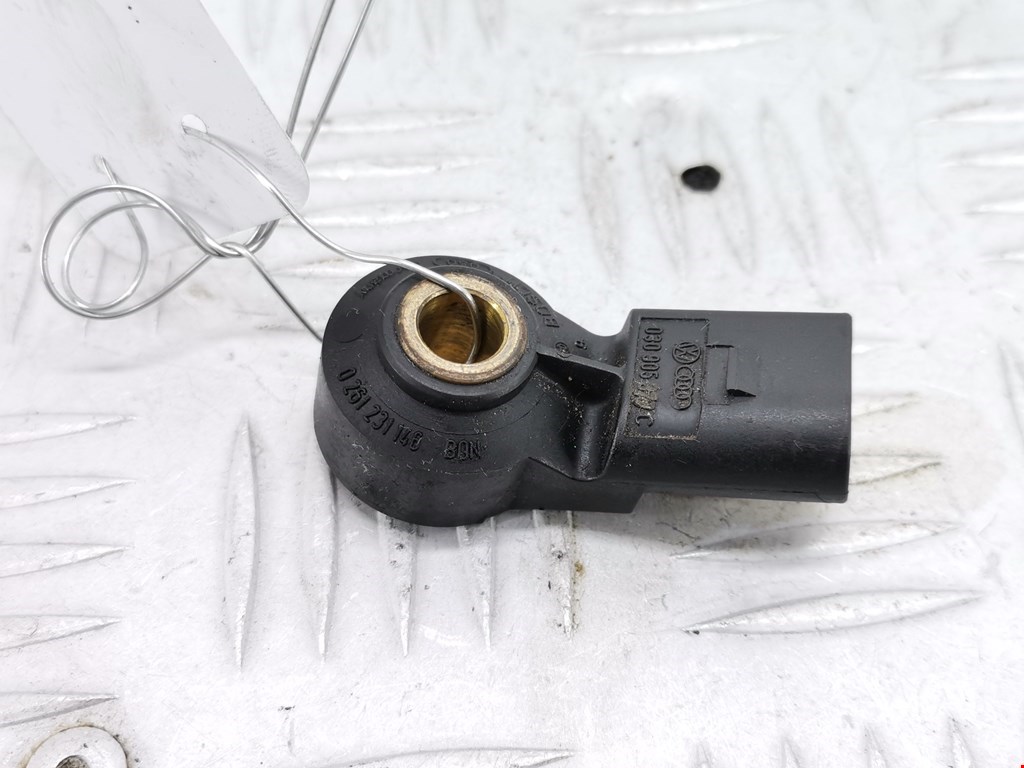 Датчик детонации AUDI A4 B7 2004-2007