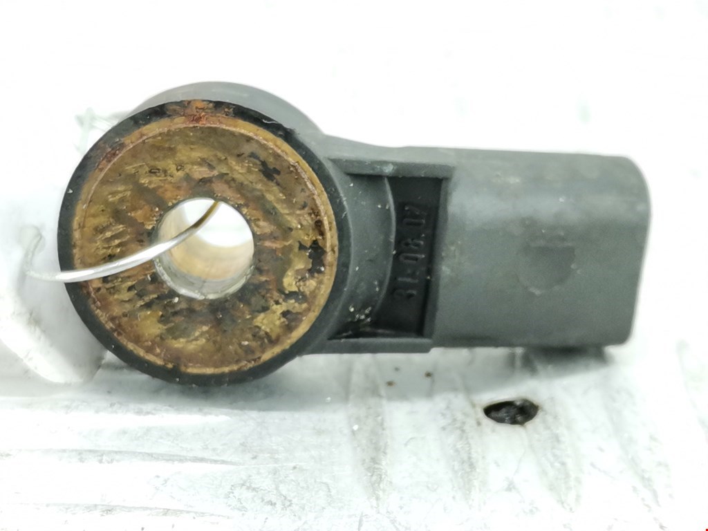 Датчик детонации AUDI A4 B7 2004-2007