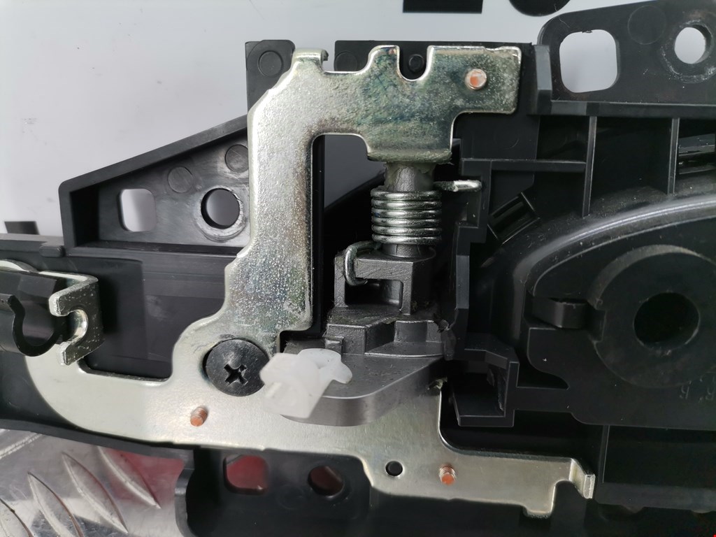 Ручка дверная передняя внутренняя правая HONDA Civic 4D 2006-2016