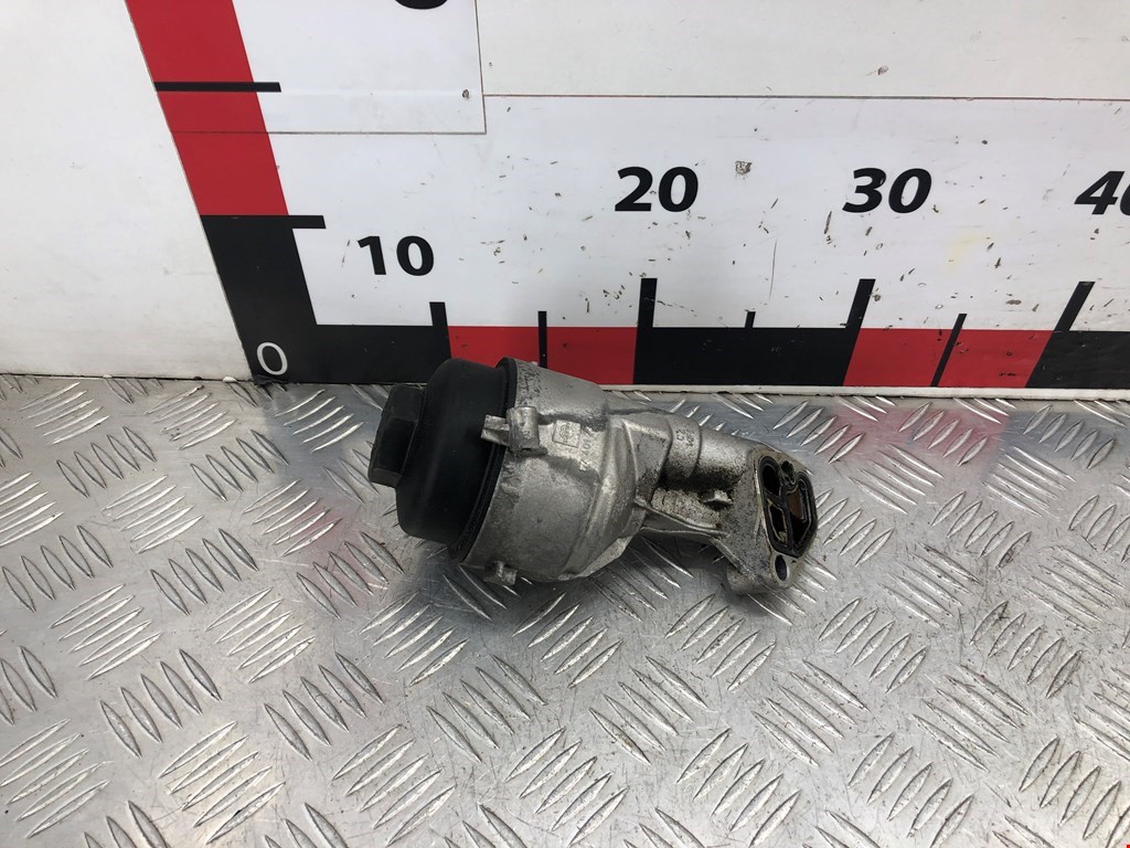 Корпус масляного фильтра VOLKSWAGEN Polo IV 2001-2009