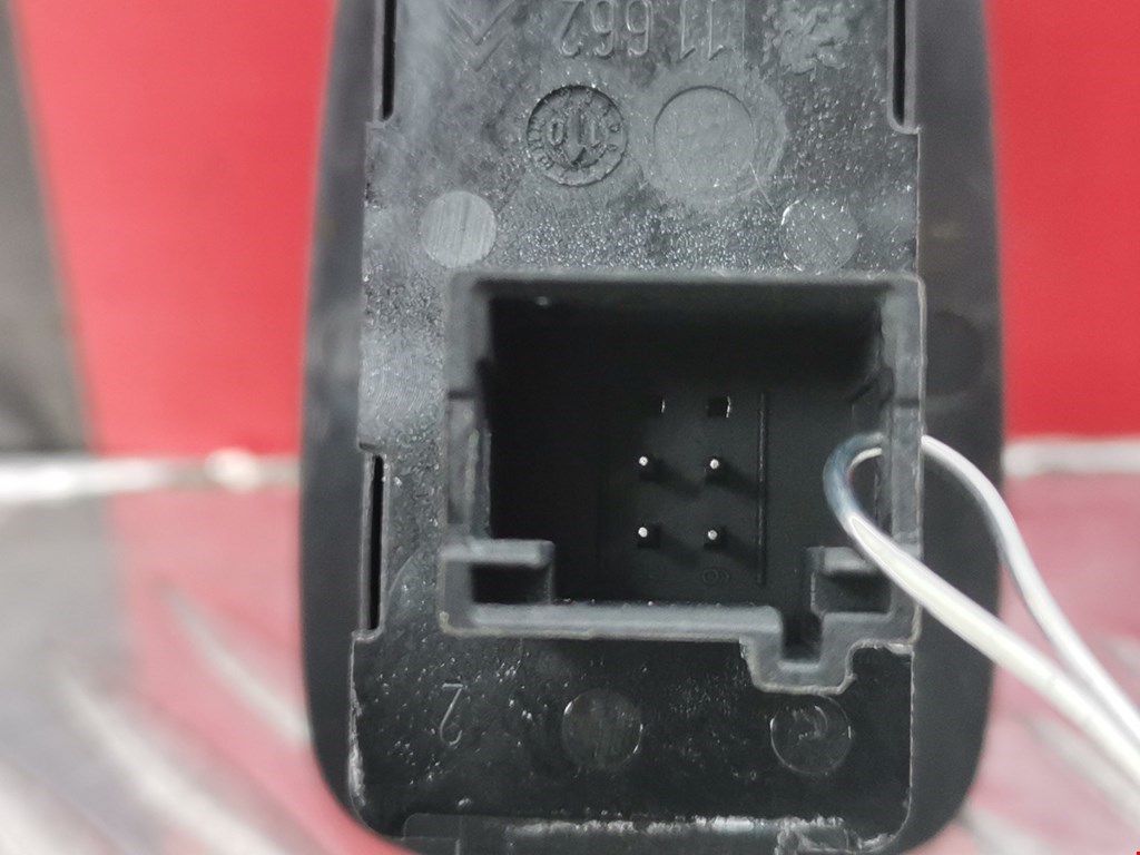 Кнопка стеклоподъемника CITROEN C4 Picasso 2006-2013