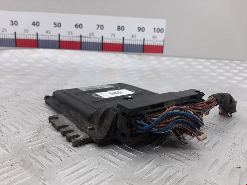 Блок управления двигателя (ЭБУ) INFINITI QX56/QX80 2004-2010