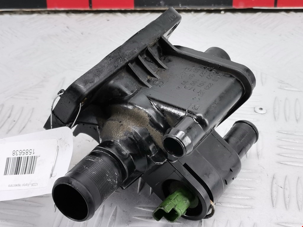 Корпус термостата FORD Fusion 2002-2012