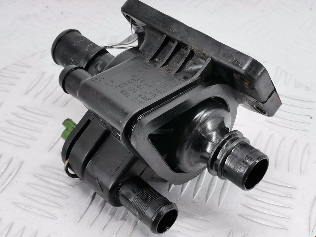 Корпус термостата FORD Fusion 2002-2012