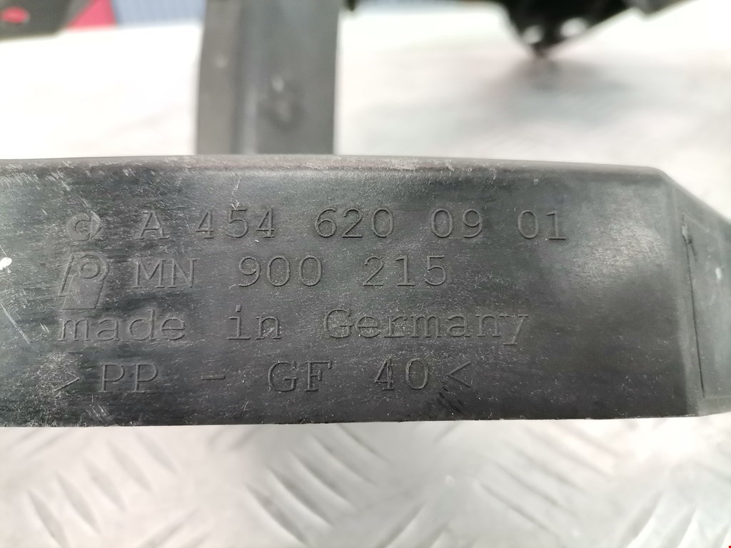 Кронштейн фары левый SMART Forfour W454 2004-2006