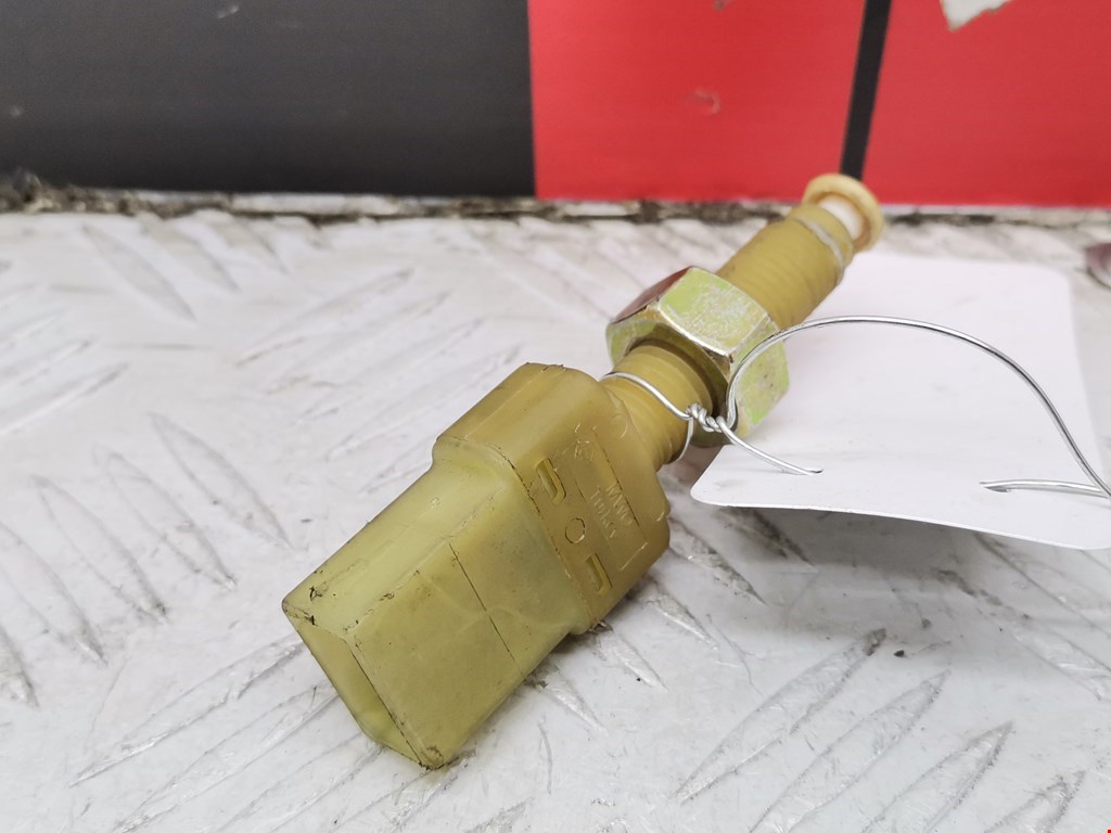 Датчик положения педали тормоза (Выключатель стоп-сигналов) Audi A4 B5 (1994-2001)