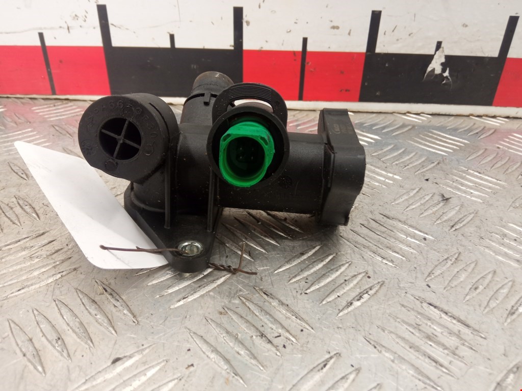 Корпус термостата AUDI A6 C5 1997-2004