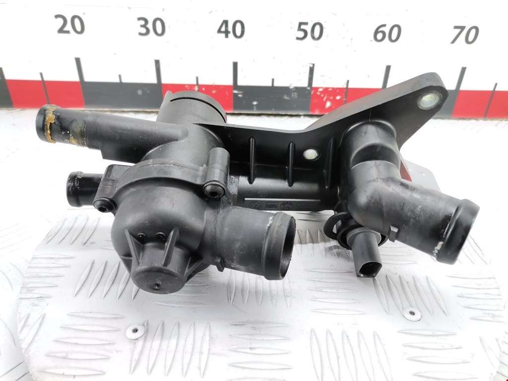 Корпус термостата VOLKSWAGEN Fox 2005-2011