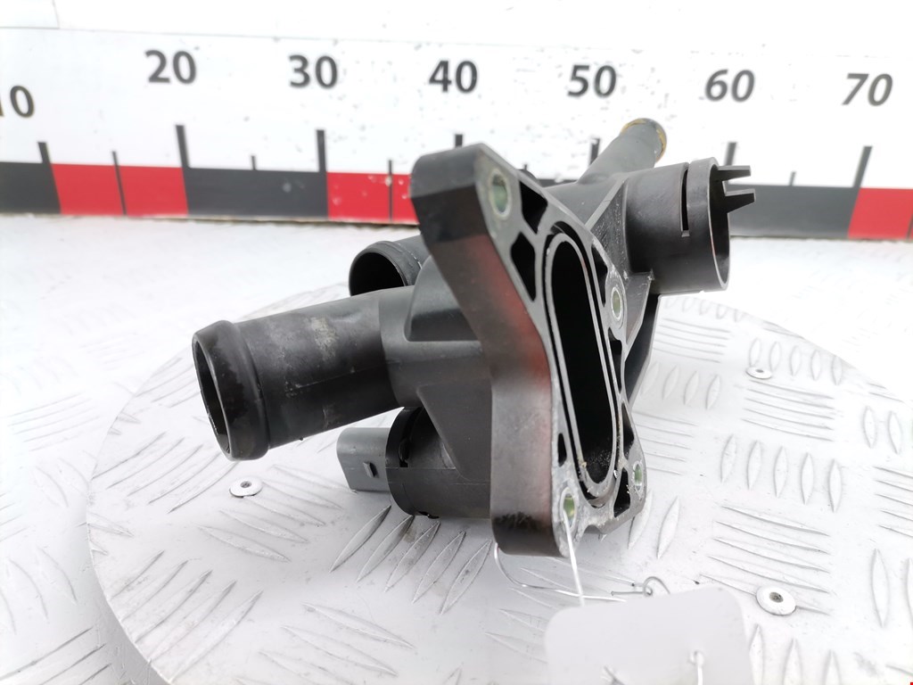 Корпус термостата VOLKSWAGEN Fox 2005-2011