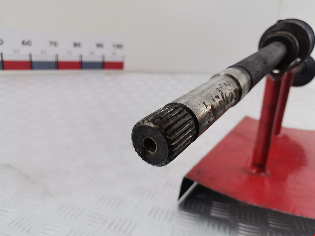 Полуось (привод, приводной вал) передняя правая PEUGEOT 406 1995-1999