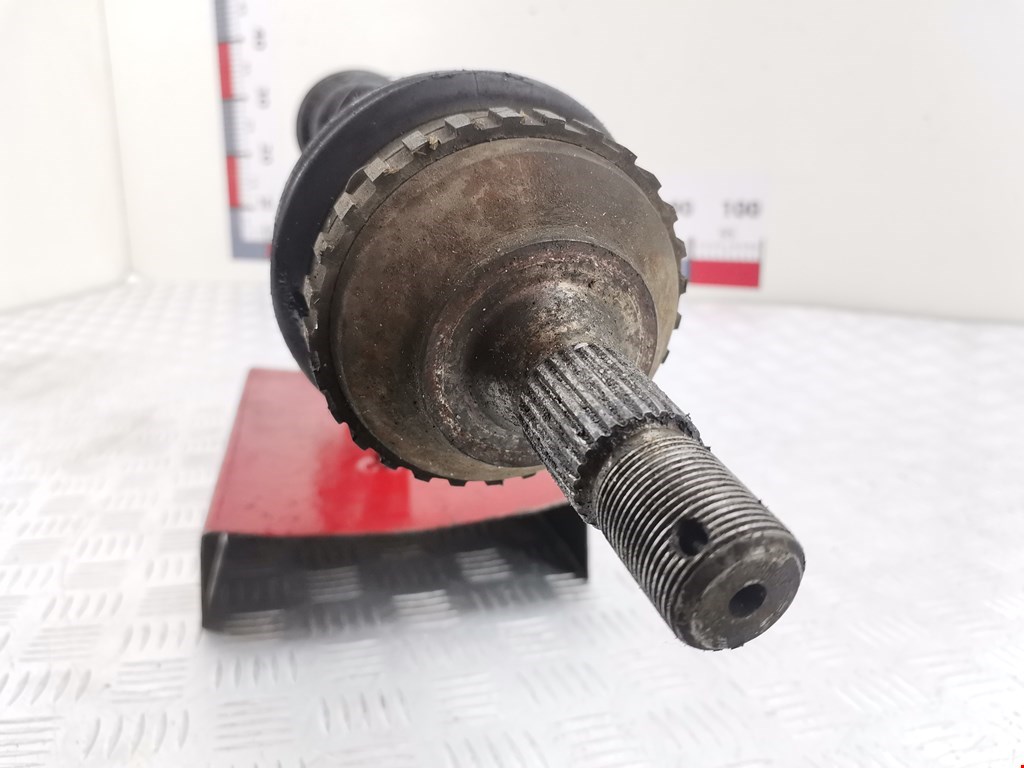 Полуось (привод, приводной вал) передняя правая PEUGEOT 406 1995-1999