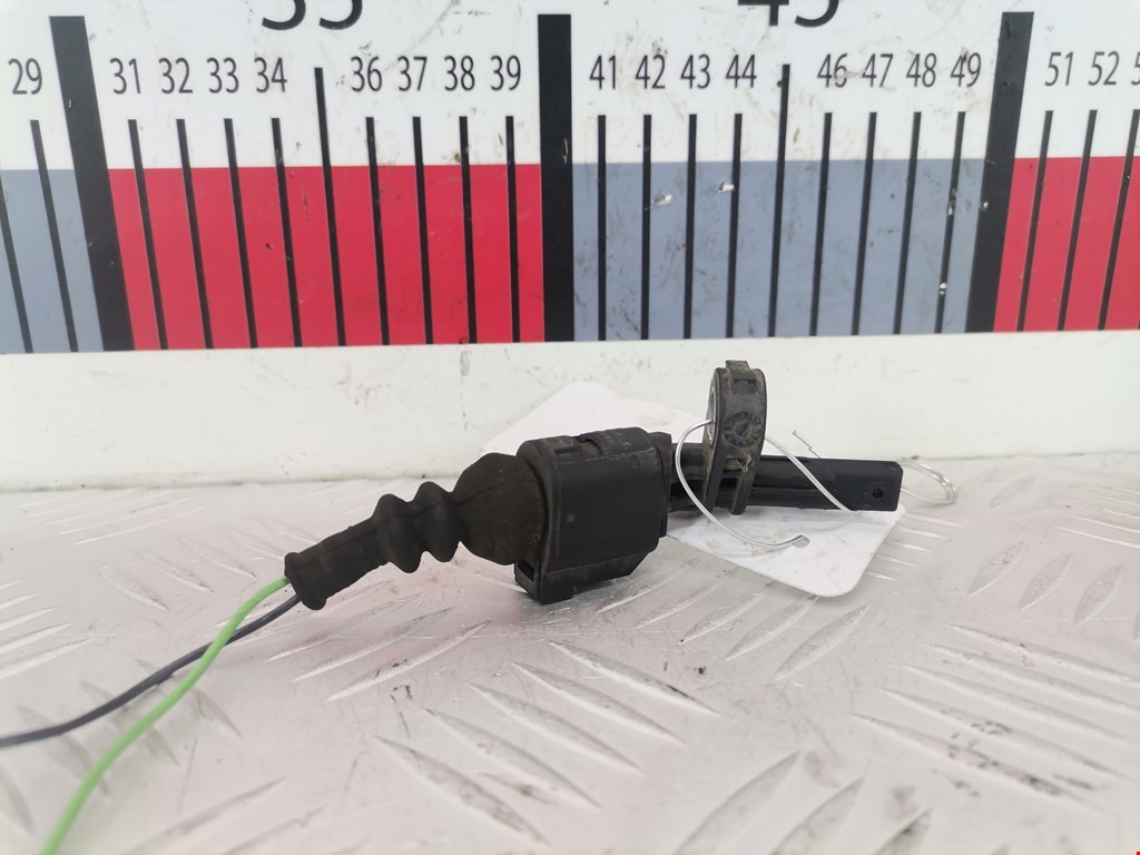 Датчик ABS передний левый VOLKSWAGEN Passat B7 2011-2015