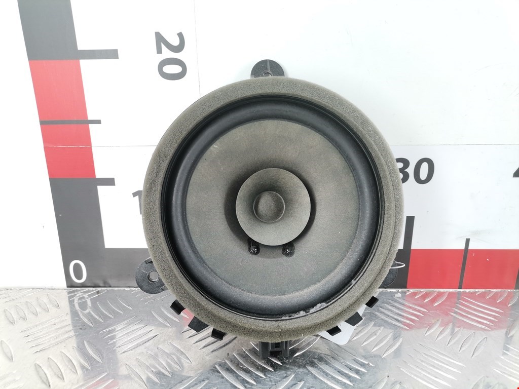 Динамик VOLVO C30 2006-2013
