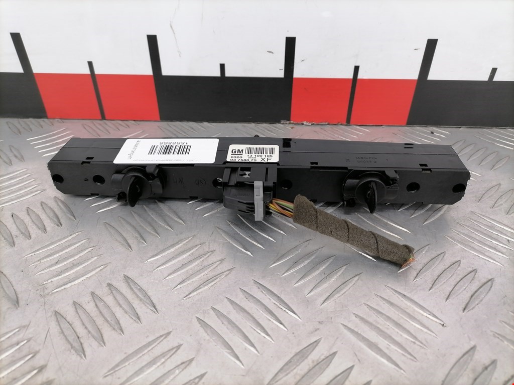 Кнопка аварийной сигнализации (аварийки) OPEL Astra H/Family 2004-2015