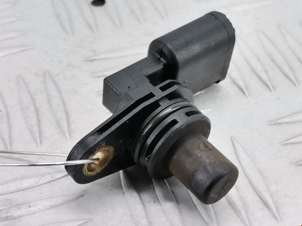 Датчик положения распредвала VOLKSWAGEN Golf IV 1997-2003