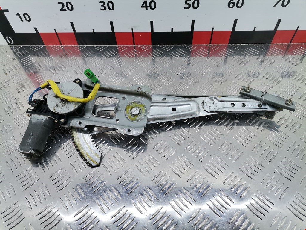 Стеклоподъемник задний левый SUBARU Legacy 1998-2004