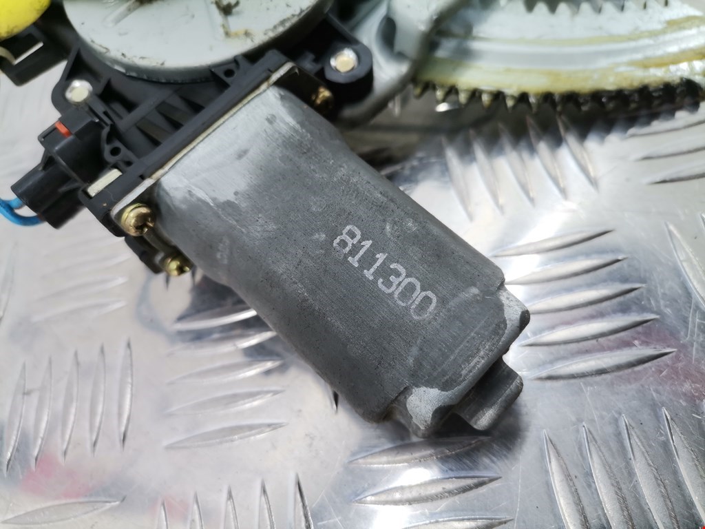 Стеклоподъемник задний левый SUBARU Legacy 1998-2004