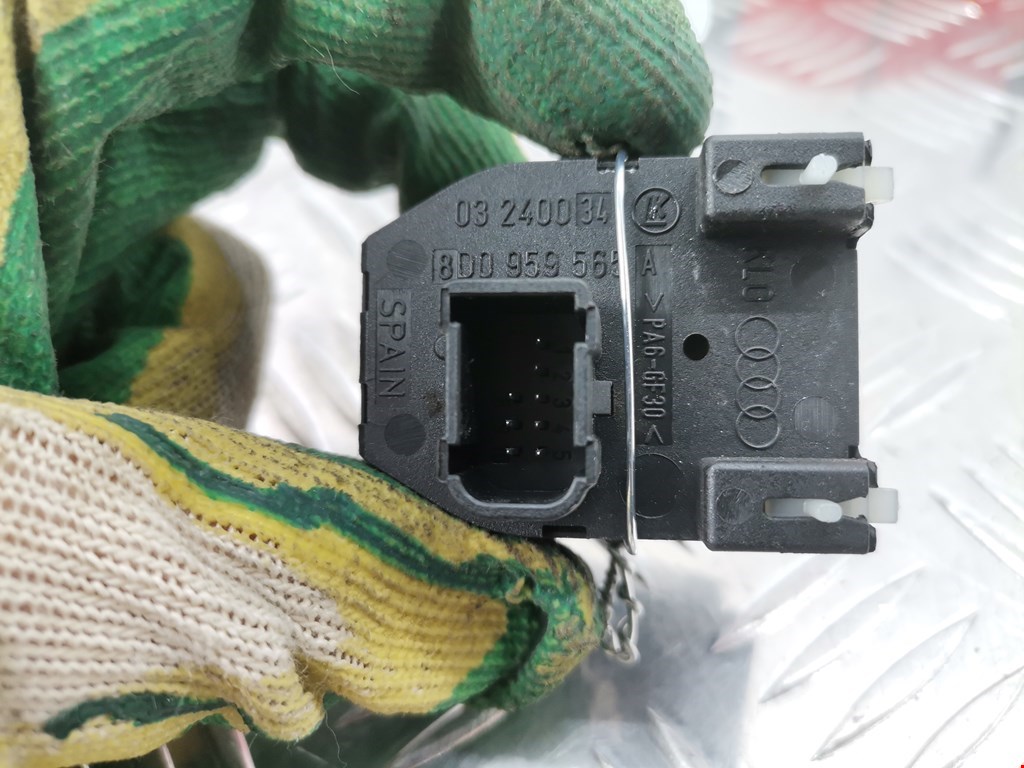 Блок управления зеркалами AUDI A4 B5 1995-2001