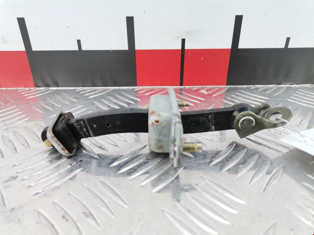 Ограничитель открывания двери SUBARU Legacy 1998-2004