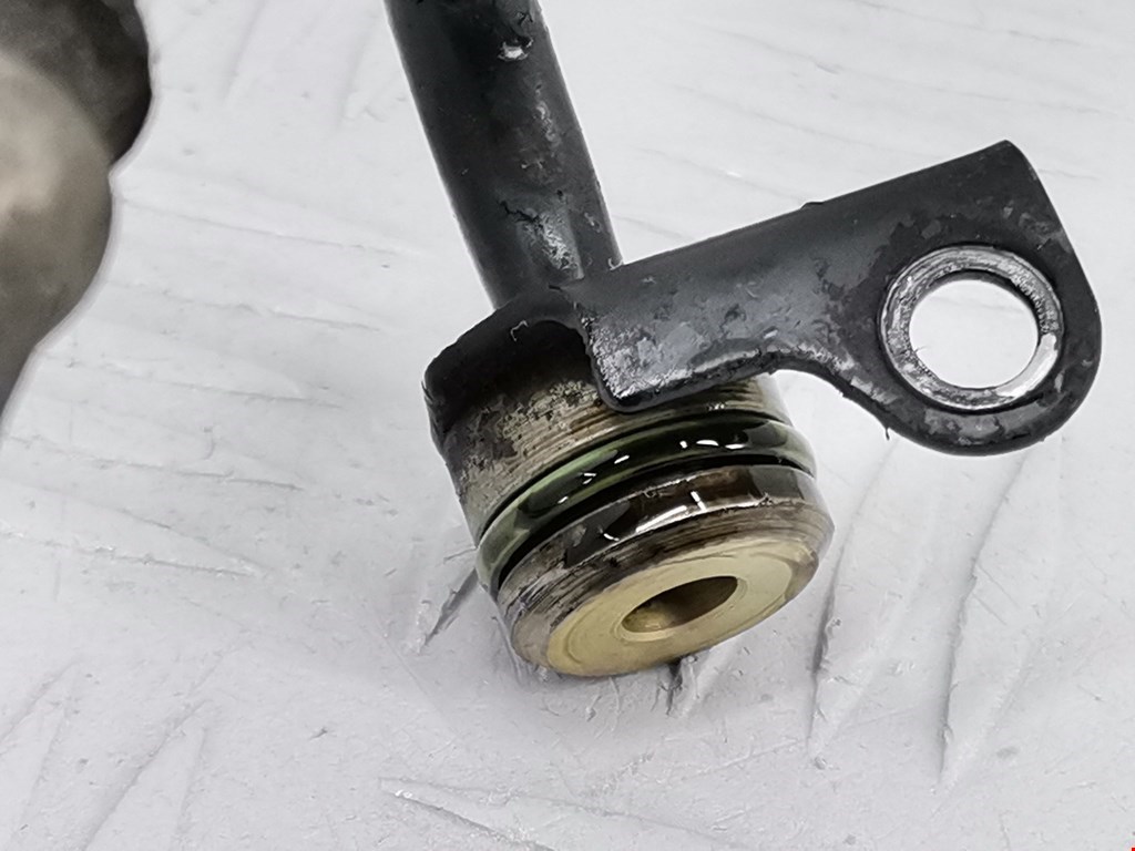 Трубка нагнетателя VOLKSWAGEN Passat B5 1997-2005