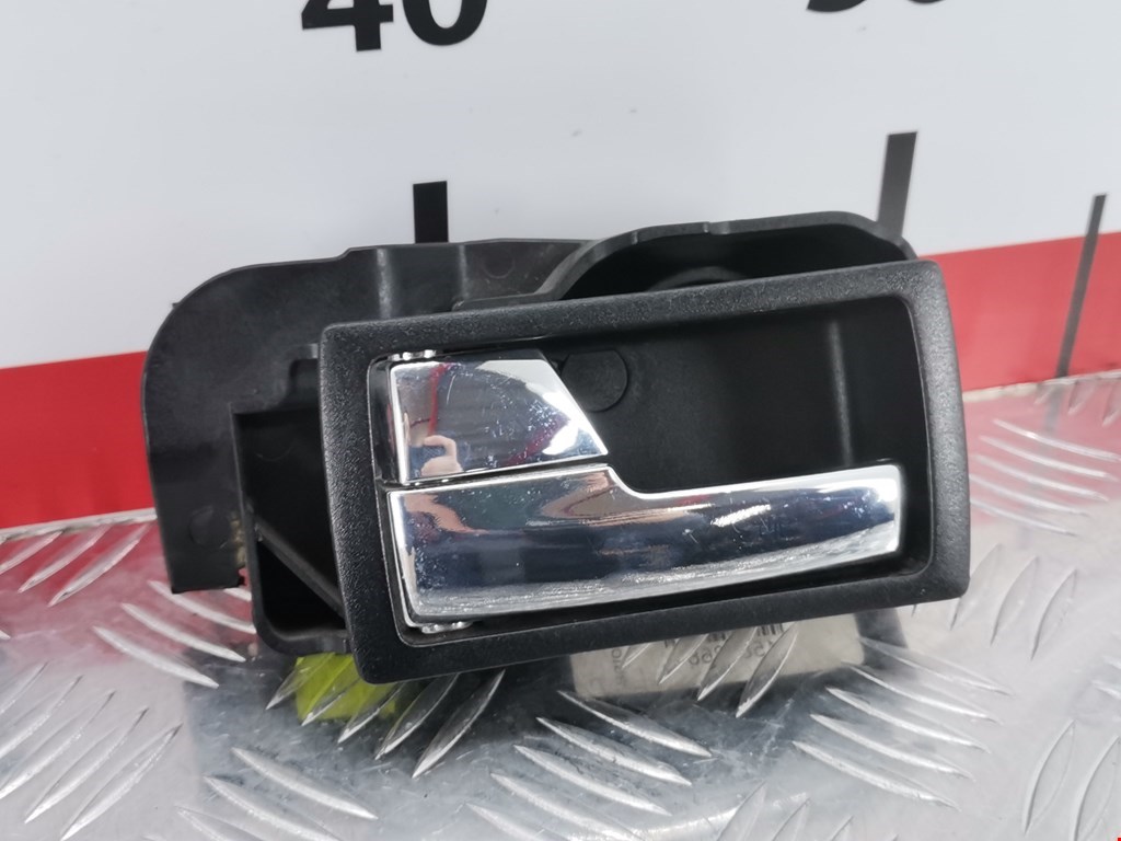 Ручка двери внутренняя задняя левая Ford Mondeo 3 (2000-2007)