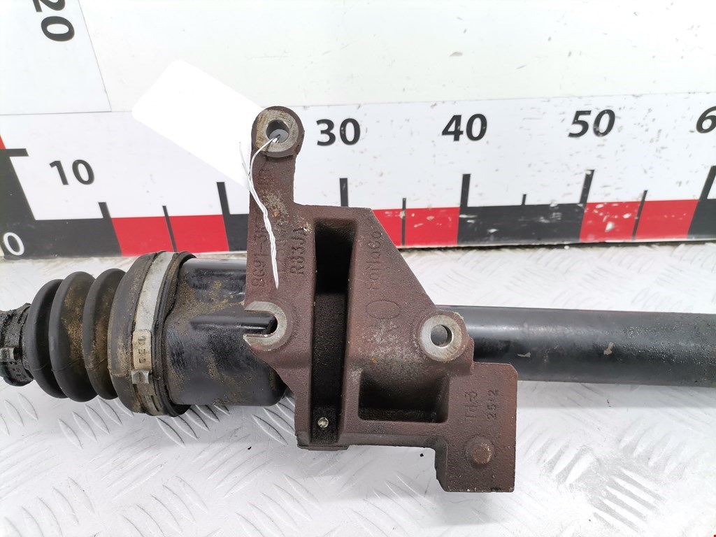 Полуось (привод, приводной вал) передняя правая VOLVO S80 II 2006-2016