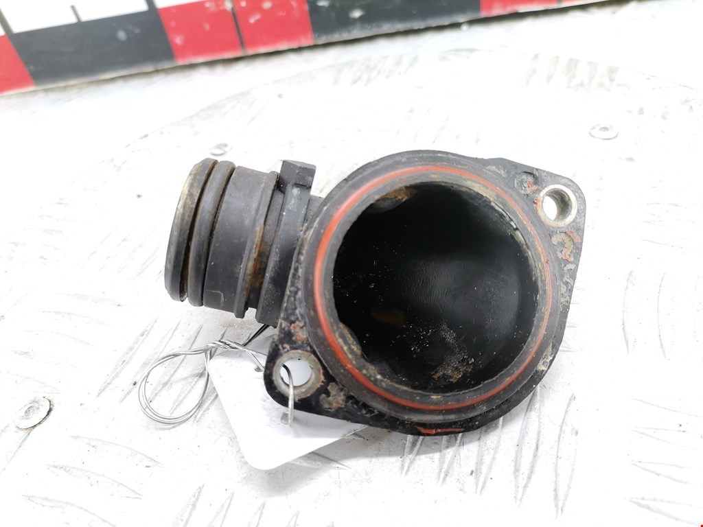 Корпус термостата VOLKSWAGEN Golf III 1991-1997