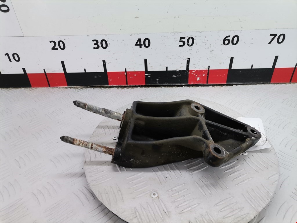 Кронштейн (крепление лапа) двигателя Opel Vectra B (1995-2002)