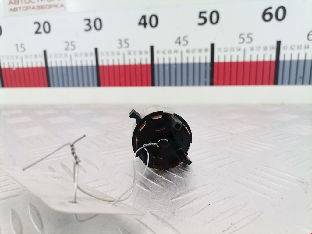 Замок зажигания AUDI A4 B7 2004-2007