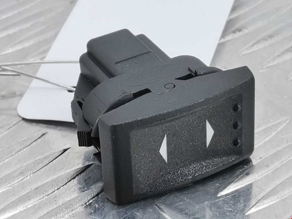 Кнопка стеклоподъемника FORD Mondeo III 2000-2007