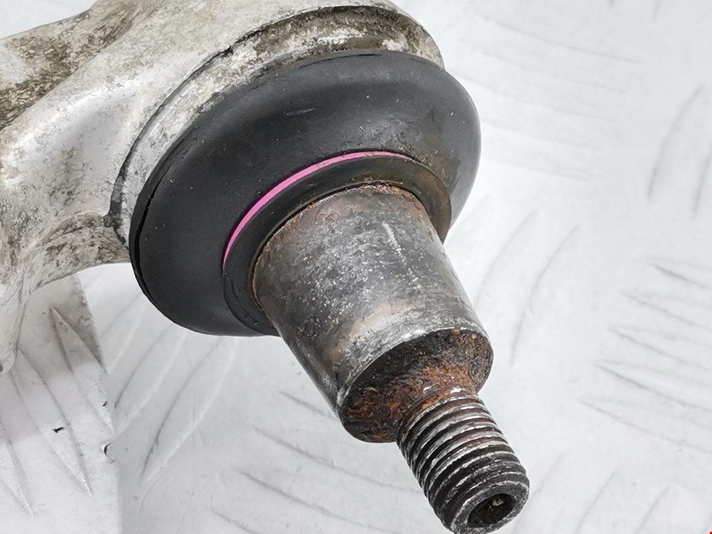 Рычаг передний правый VOLKSWAGEN Passat B5 1997-2005