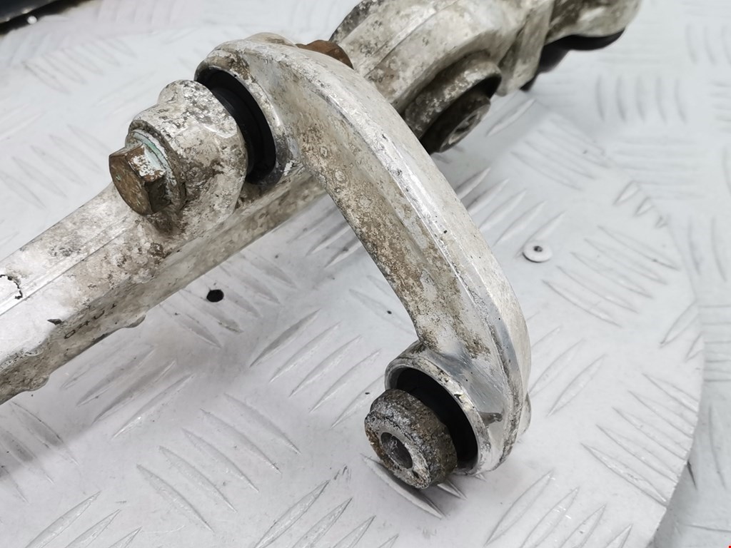 Рычаг передний правый VOLKSWAGEN Passat B5 1997-2005