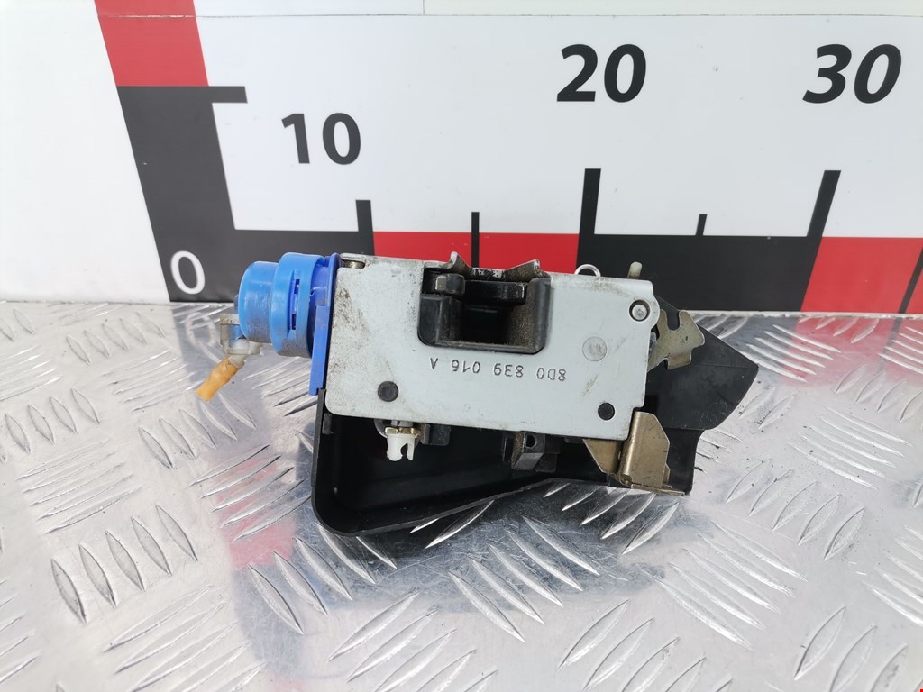 Замок двери задней правой AUDI A4 B5 1995-2001