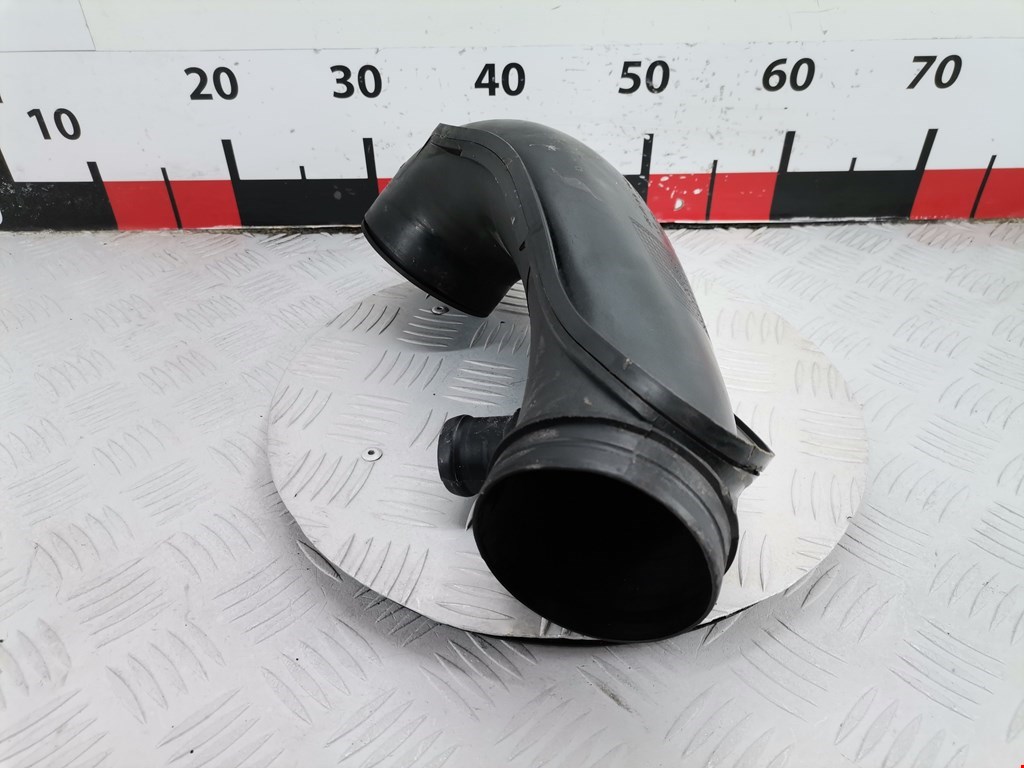 Патрубок воздушного фильтра AUDI A4 B6 2001-2005