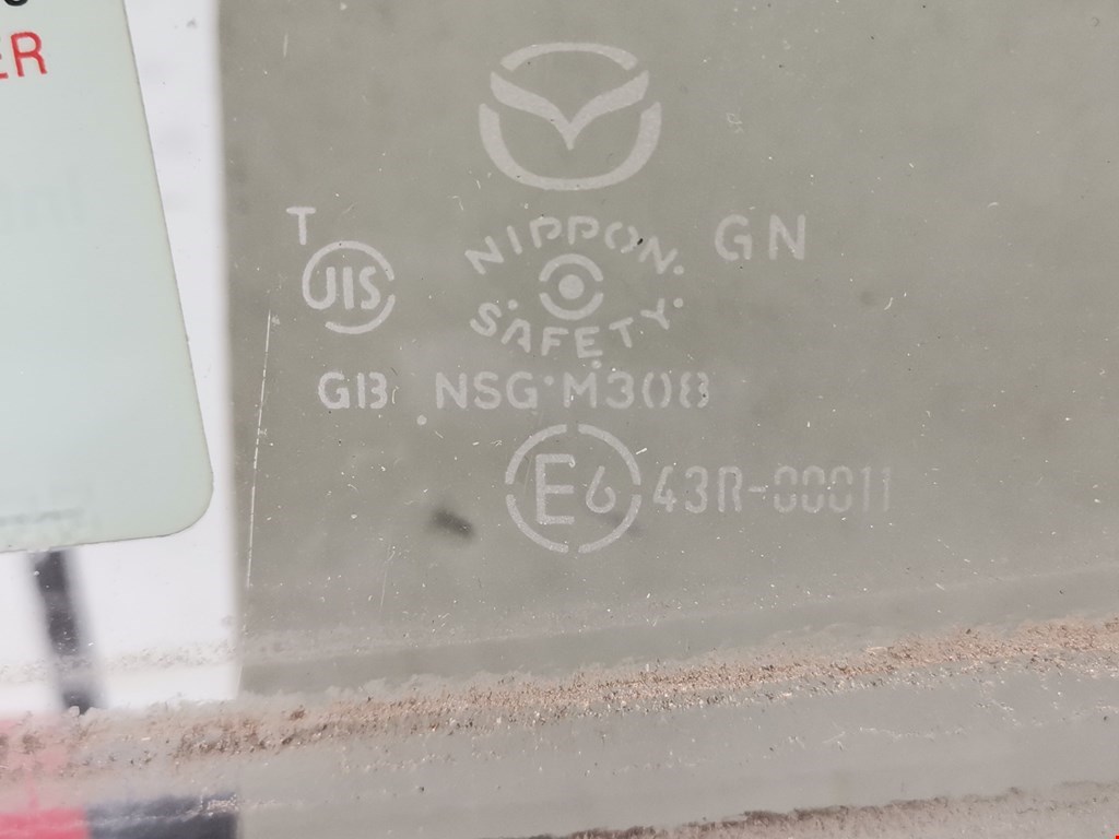 Стекло двери переднее левое MAZDA Mazda 2 DE\DE2 2007-2014