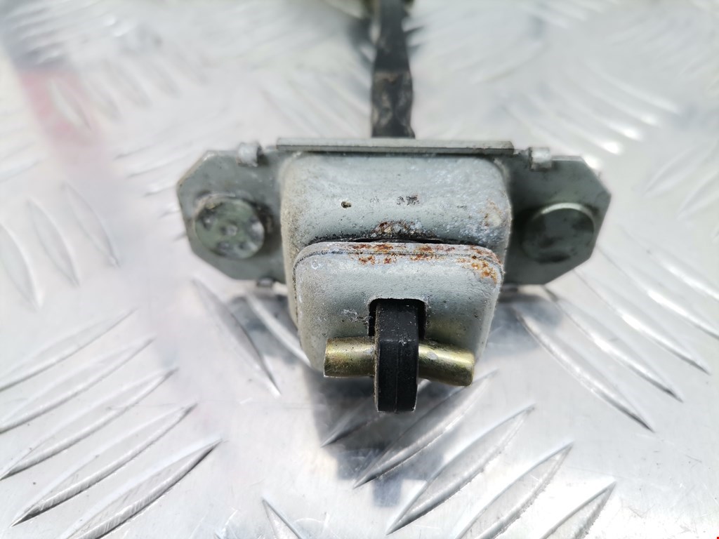 Ограничитель открывания двери SUBARU Forester I 1997-2002