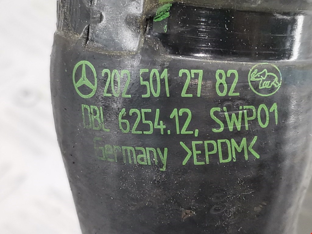 Патрубок MERCEDES-BENZ C-Class C-klasse W202 1993-2000