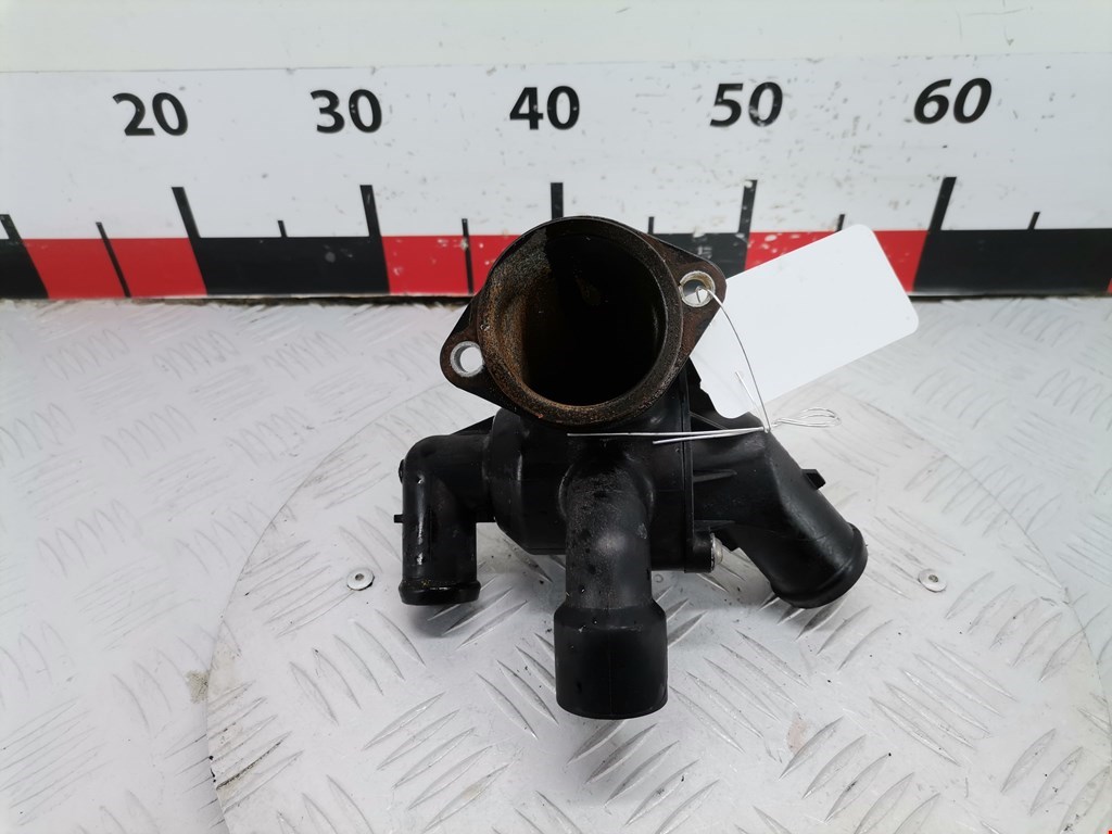 Корпус термостата VOLKSWAGEN Golf VI 2009-2012