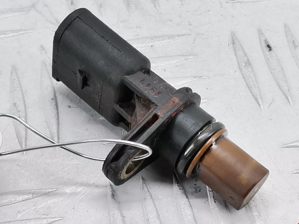 Датчик положения распредвала VOLKSWAGEN Passat B6 2005-2011